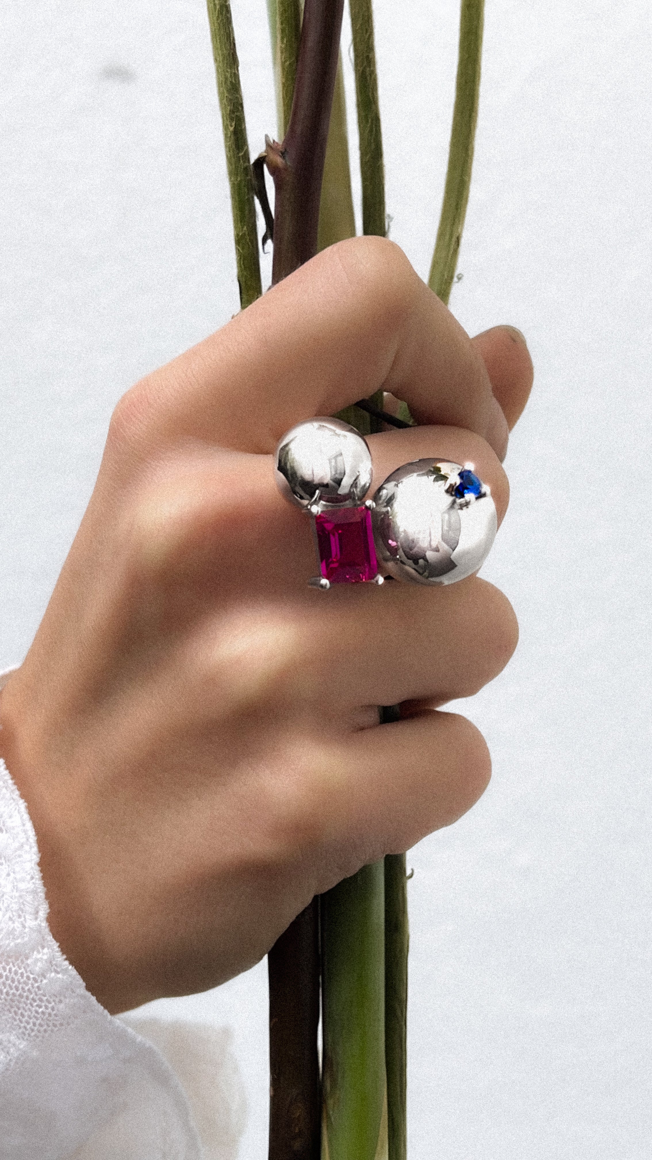 PINK AND BLUE SPHERE RING